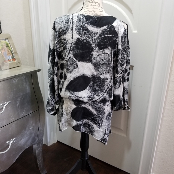 Spiegel tunic style blouse - Picture 2 of 4